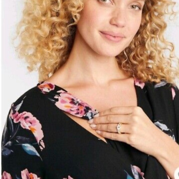 Isabel Maternity by Ingrid & Isabel Maternity Dress - Picture 2 of 2